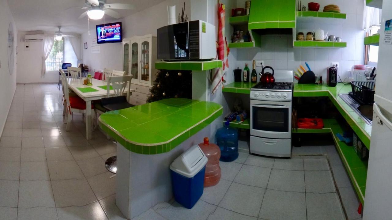 Appartamento Casa Blanca Cancún Esterno foto